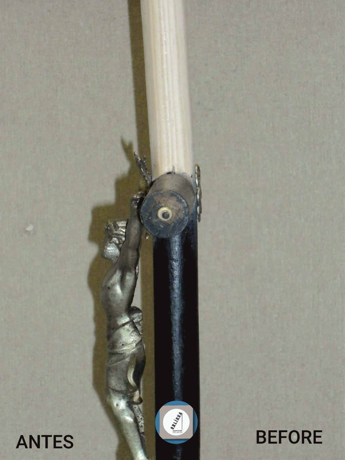 crucifixo com Cristo em metal1.9B4.jpg